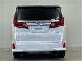 2019 Toyota Alphard Hybrid