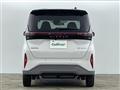 2022 Nissan Nissan Others