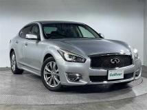 2017 Nissan FUGA HYBRID