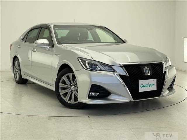 2017 Toyota Crown Hybrid
