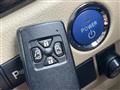 2013 Toyota Alphard Hybrid