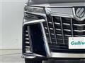 2019 Toyota Alphard Hybrid