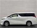 2017 Toyota Alphard Hybrid