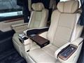 2017 Toyota Alphard Hybrid