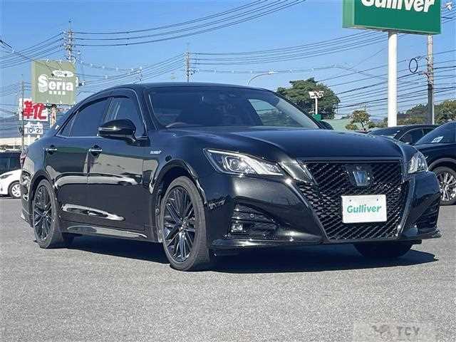 2018 Toyota Crown Hybrid