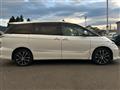 2013 Toyota Estima