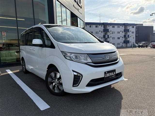 2017 Honda Step WGN