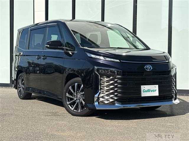 2025 Toyota Voxy