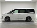 2022 Toyota Voxy