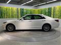 2015 Toyota Crown Hybrid
