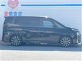 2022 Toyota Voxy
