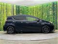 2016 Toyota AQUA