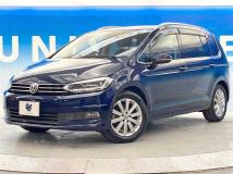 2017 Volkswagen Golf Touran