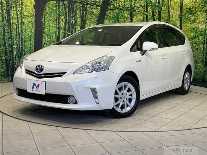 2012 Toyota PRIUS α