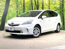 2013 Toyota PRIUS α