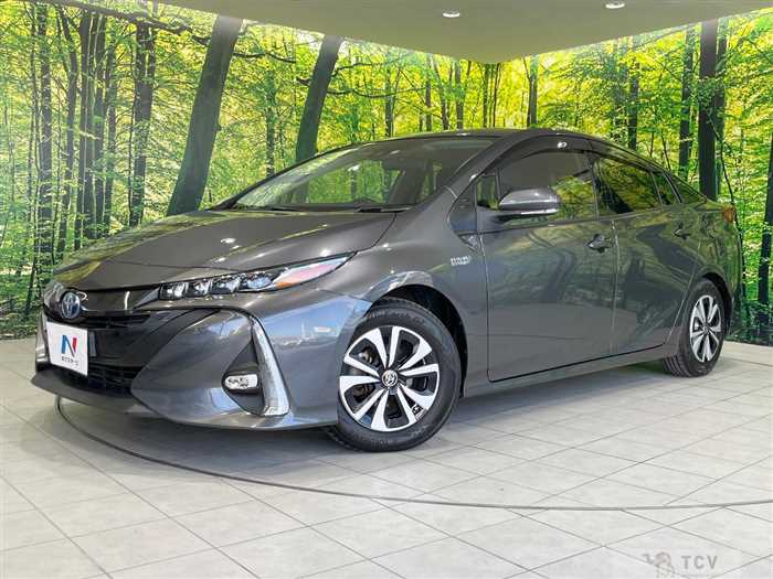 2017 Toyota Prius PHV