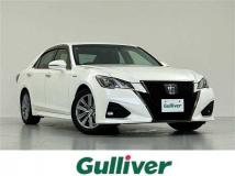 2017 Toyota Crown Hybrid