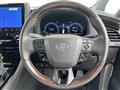 2023 Toyota Alphard Hybrid
