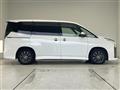 2022 Toyota Voxy