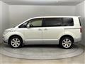 2017 Mitsubishi Delica D5