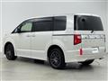 2021 Mitsubishi Delica D5