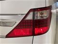 2012 Toyota Alphard
