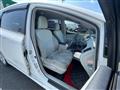 2011 Toyota PRIUS α