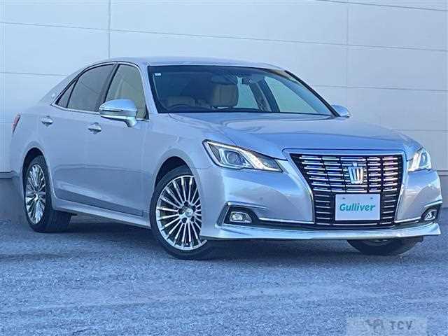 2015 Toyota Crown Royal Series