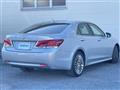 2015 Toyota Crown Royal Series