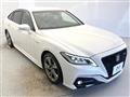 2018 Toyota Crown Hybrid