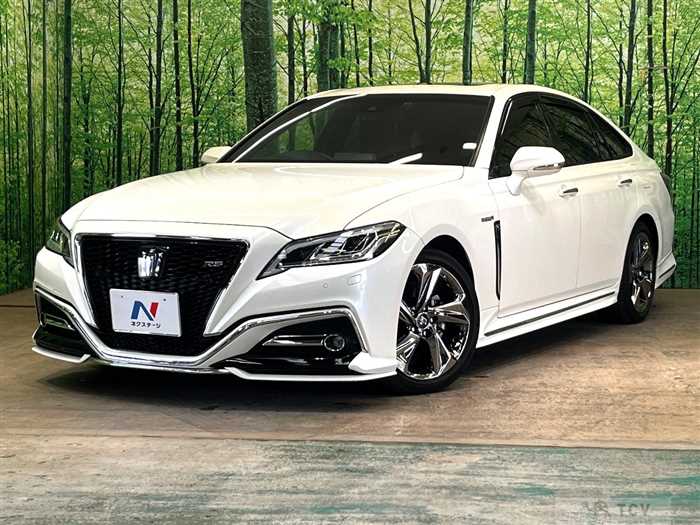 2019 Toyota Crown Hybrid
