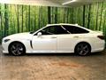 2019 Toyota Crown Hybrid