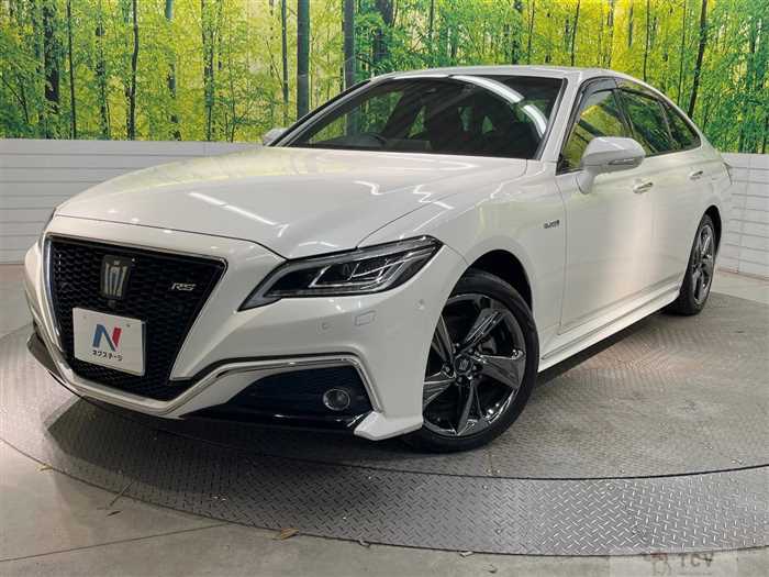 2018 Toyota Crown Hybrid