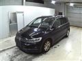 2017 Volkswagen Golf Touran