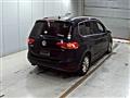 2017 Volkswagen Golf Touran