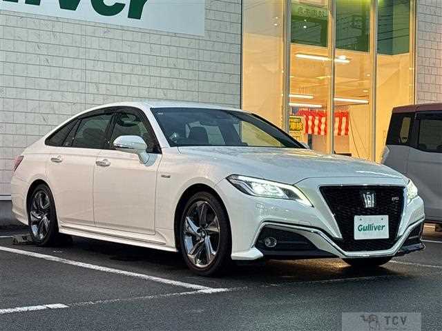 2019 Toyota Crown Hybrid
