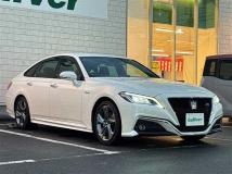 2019 Toyota Crown Hybrid