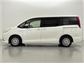 2016 Toyota Noah