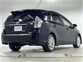 2012 Toyota PRIUS α