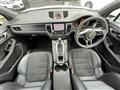 2016 Porsche Macan