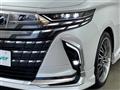 2023 Toyota Alphard Hybrid