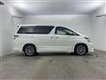 2013 Toyota Vellfire