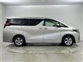 2019 Toyota Alphard Hybrid