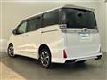 2017 Toyota Voxy