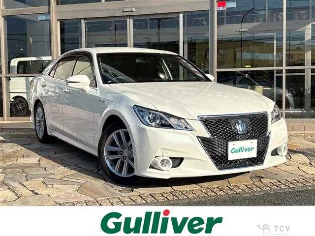 2014 Toyota Crown Hybrid