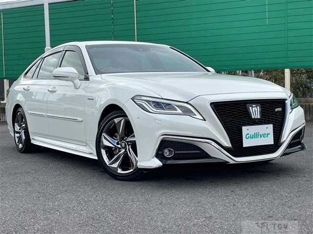 2019 Toyota Crown Hybrid