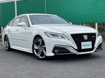 2019 Toyota Crown Hybrid