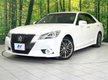 2013 Toyota Crown
