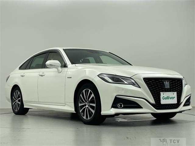 2018 Toyota Crown Hybrid