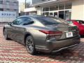 2017 Lexus LS